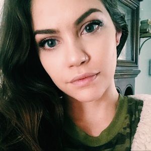 Meet your Posher, Kaitlyn